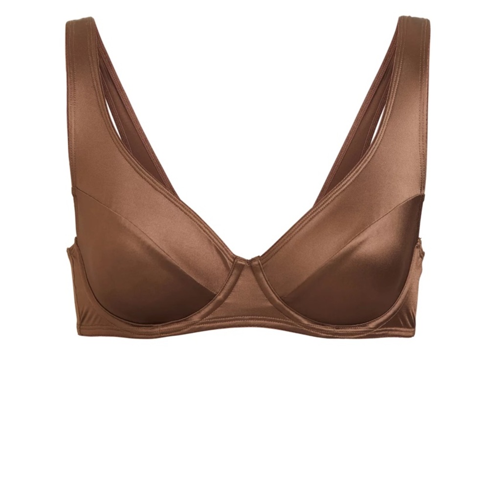 SKIMS Satin Scoop Back Underwire Bra in Smokey Quartz